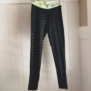 Nike Pro leggings